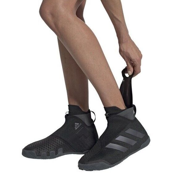 WOMEN'S adidas Stycon Laceless Clay Court Core Black FV2782 - Picture 2 of 11